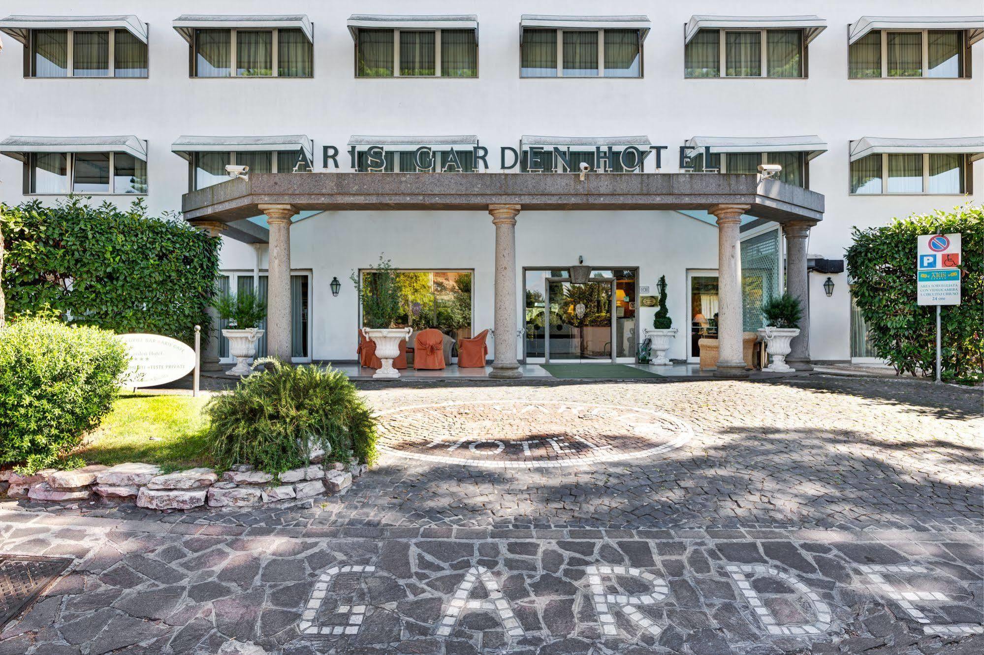 Aris Garden Hotel Casal Palocco Eksteriør bilde