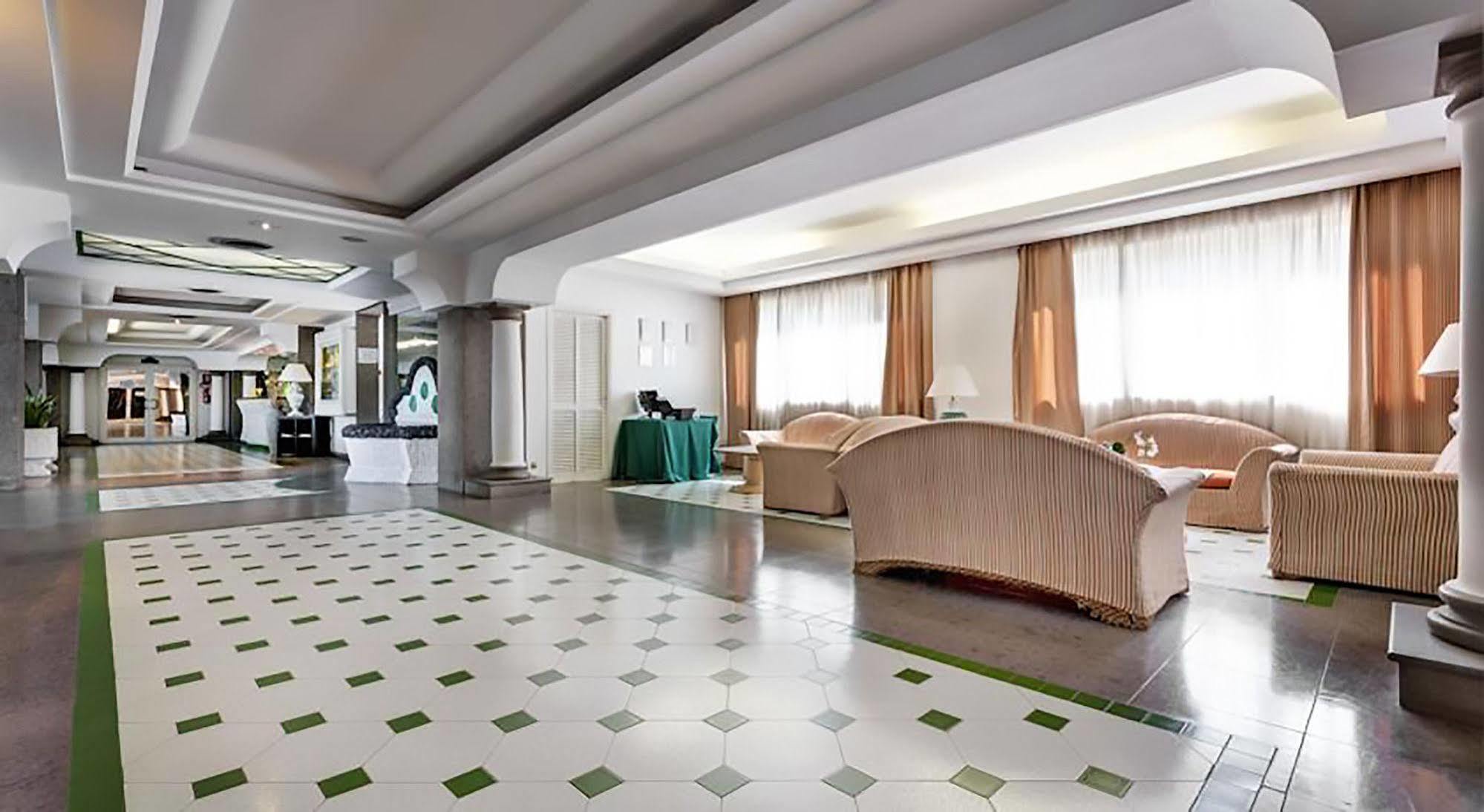 Aris Garden Hotel Casal Palocco Eksteriør bilde