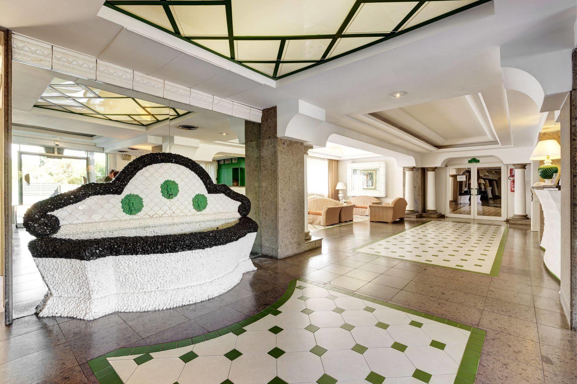 Aris Garden Hotel Casal Palocco Eksteriør bilde