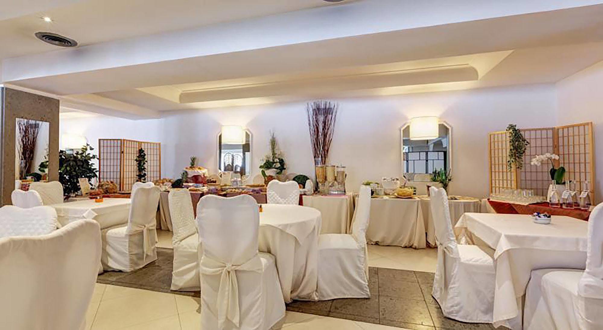 Aris Garden Hotel Casal Palocco Eksteriør bilde